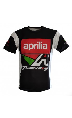 Aprilia Tuono V4...